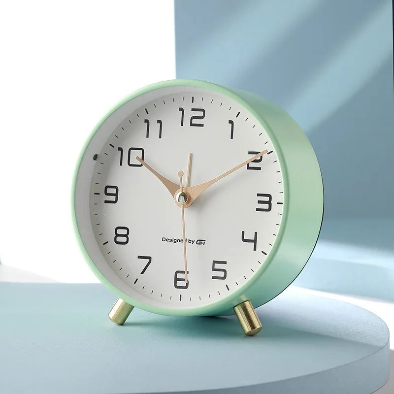 Soreviana Silent Scandinavian Table Clock with Modern Design