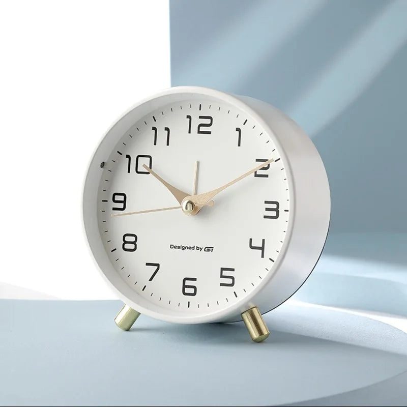 Soreviana Silent Scandinavian Table Clock with Modern Design