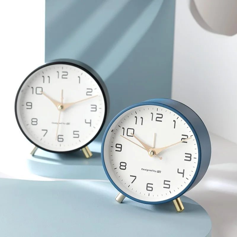 Soreviana Silent Scandinavian Table Clock with Modern Design